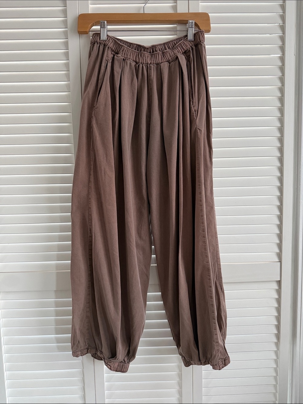 Free People Cropped Relaxed Pants in Brown